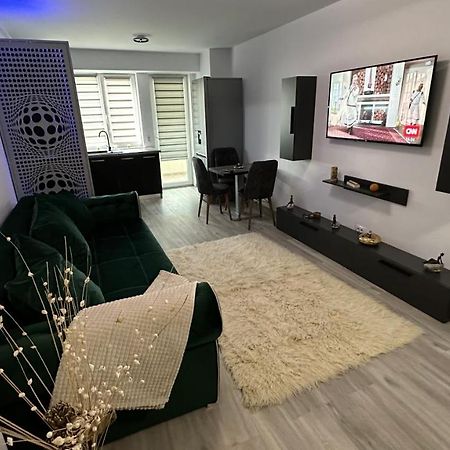 Apartament Lux Bacovia 2 Daire Bacău Dış mekan fotoğraf