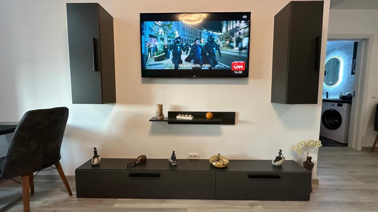Apartament Lux Bacovia 2 Daire Bacău Dış mekan fotoğraf